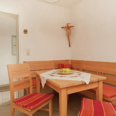 Beautiful Apartment With Private Terrace And A Separate Entrance *